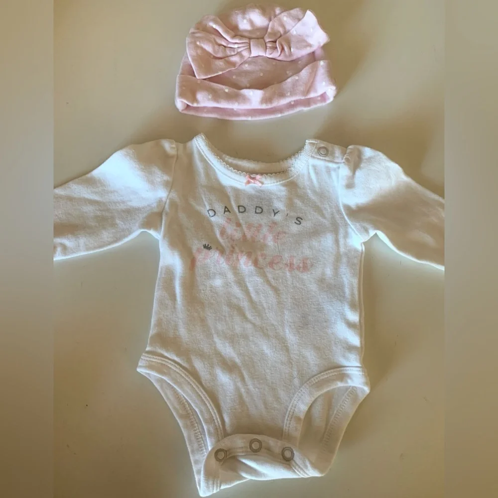 Carter’s Set of 4 Infant Girl Clothing